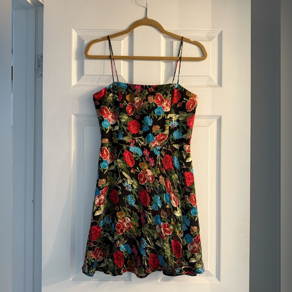 Alice + Olivia dress with velvet florals size 6